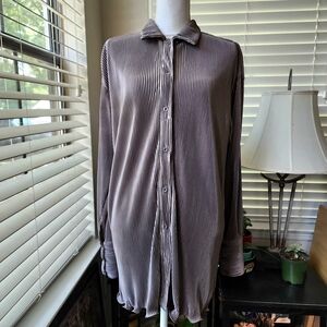 PrettyLittleThing Silver Gray Button Down Shirt